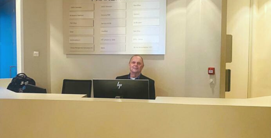 Vedette Ger werkt al 7 jaar als receptionist via 65plus